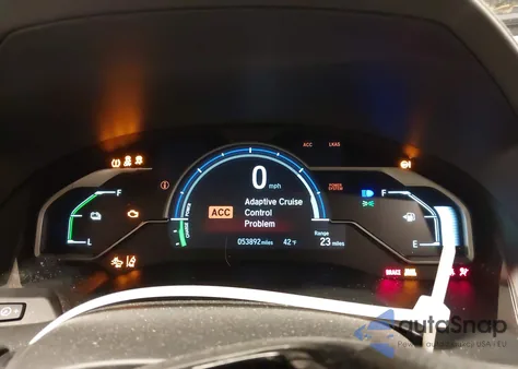 2020 Honda Clarity Plug-In Hybrid from USA, damaged, VIN JHMZC5F10LC001369